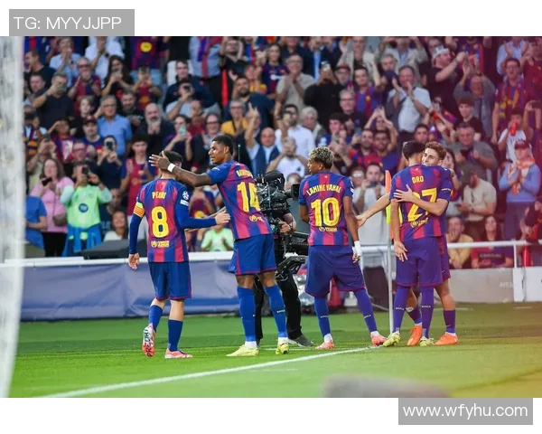 哈维如何在巴萨传承DNA的同时进行战术创新与实验探索